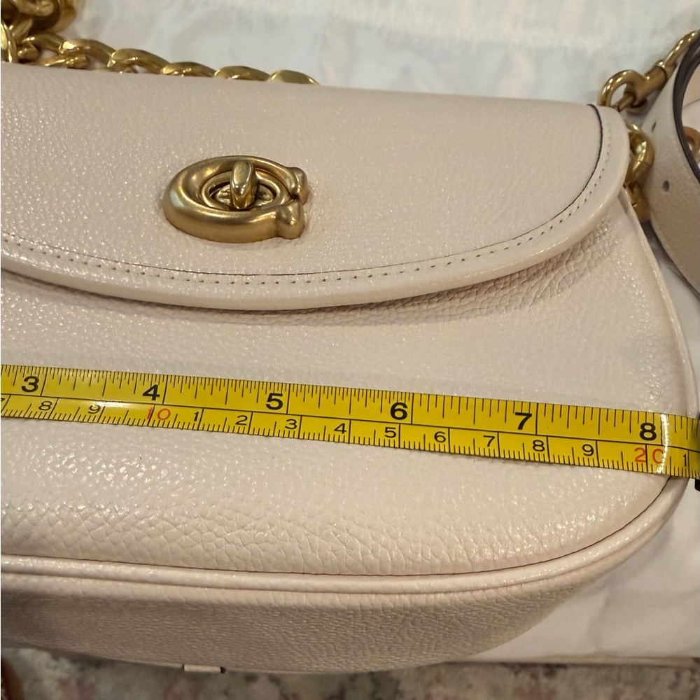 Coach Leather Shoulder/Crossbody Bag with Chunky Gold Chain Strap - Picture 10 of 12